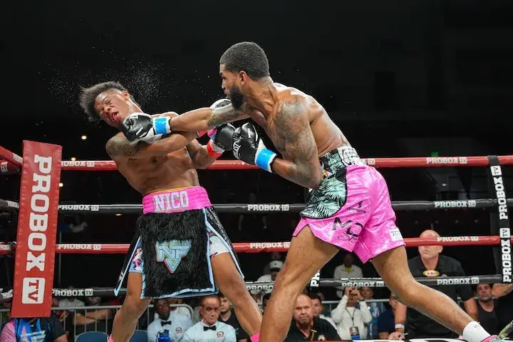 Delante Johnson KO Nicklaus Flaz 11072025