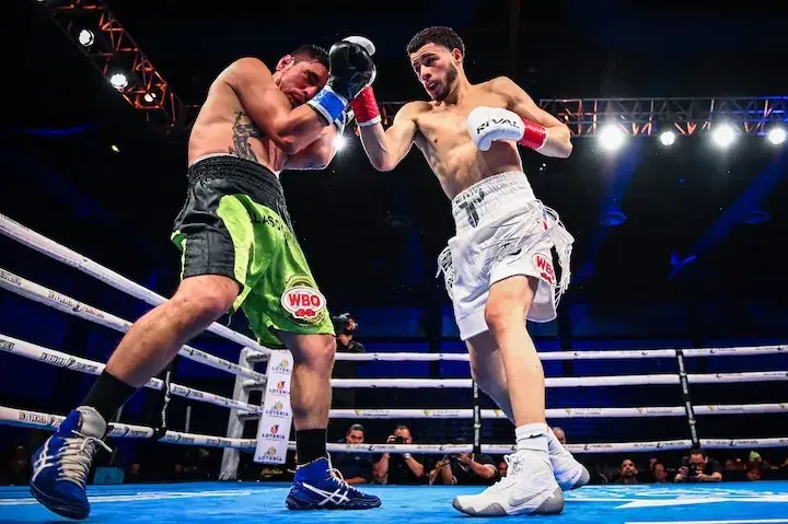 Felix Parrilla (right) lands a punch on Jose Velasquez. (March 19, 2026)