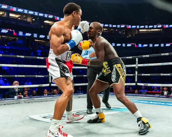 Floyd Schofield KO Tevin Farmer 06282025