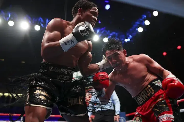 Floyd Schofield takes well-earned (and -learned) win against Rene Telle Giron