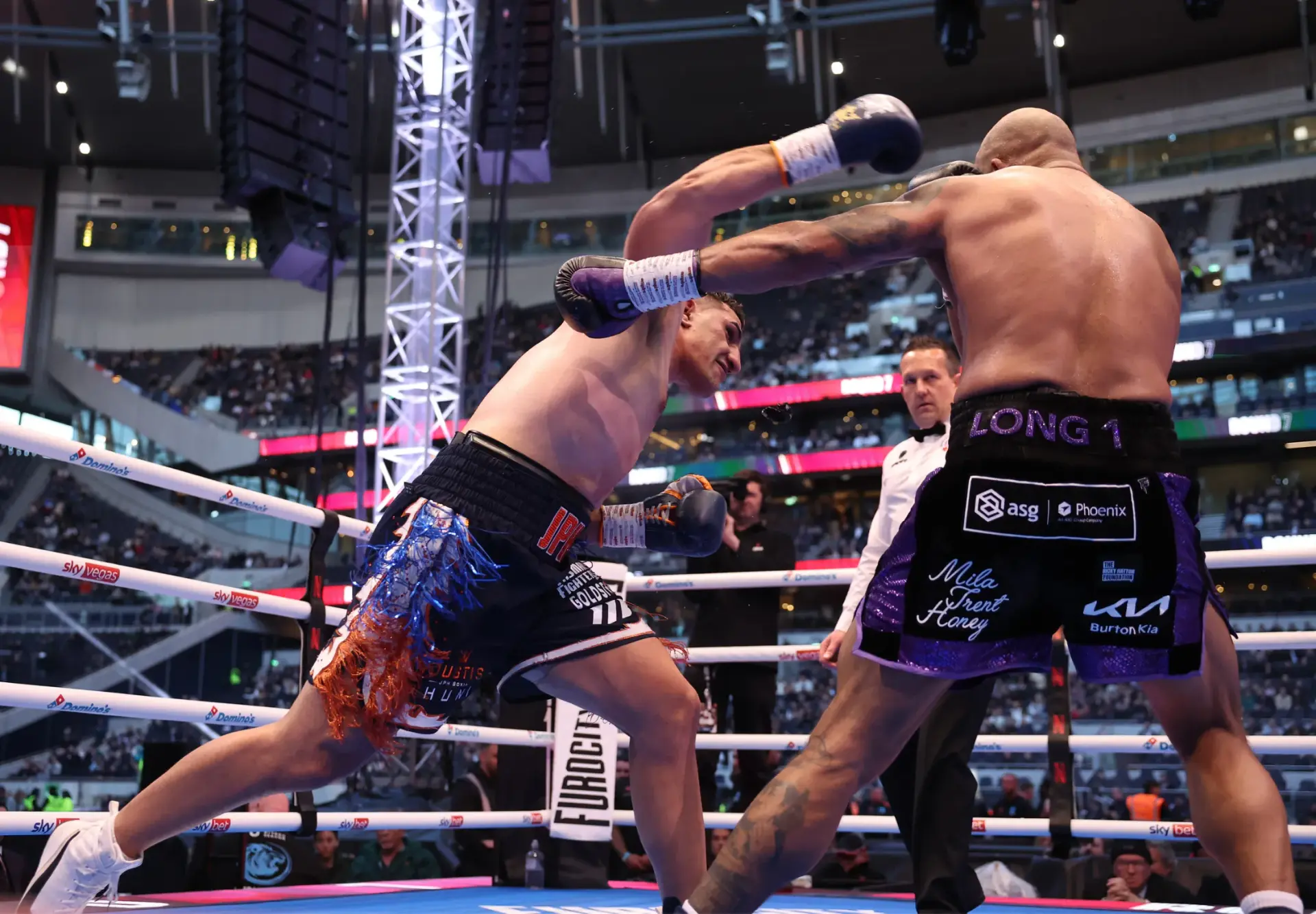 Justis Huni fought to a majority decision over Frazer Clarke