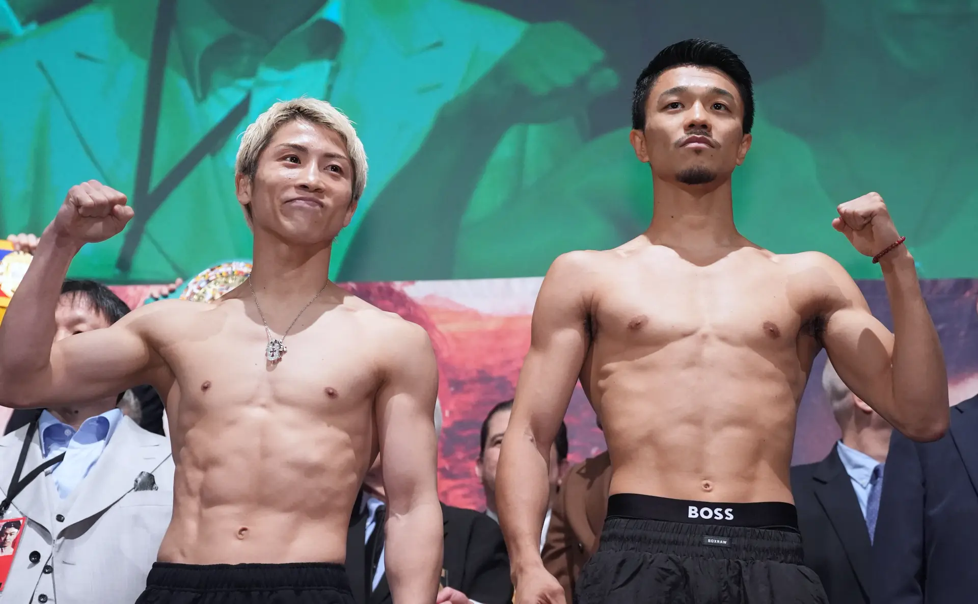 Naoya Inoue and Junto Nakatani weigh in for Saturday's fight at the Tokyo Dome in Japan, where Inoue will defend his undisputed junior featherweight crown. (April 30, 2026)
