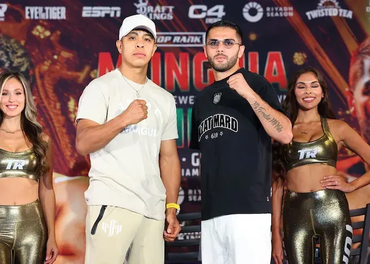 Jaime Munguia Erik Bazinyan Pose