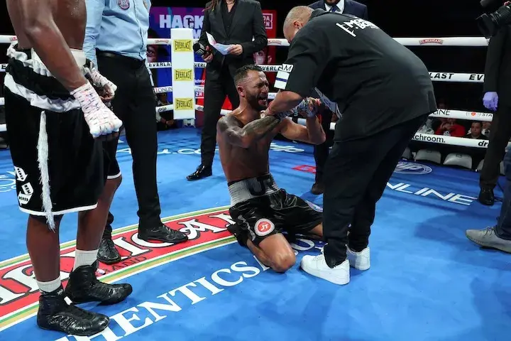 Jose Roman enters Upset of the Year stakes with win over Jalil Hackett