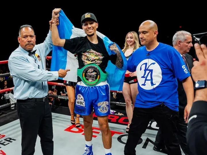 Kevin Anton celebrates his victory over Kudratillo Abdukakhorov. (March 21, 2026)