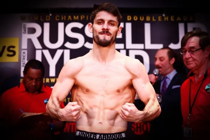 Lr Weigh In Stephen Smith
