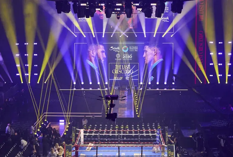Beterbiev Bivol officials