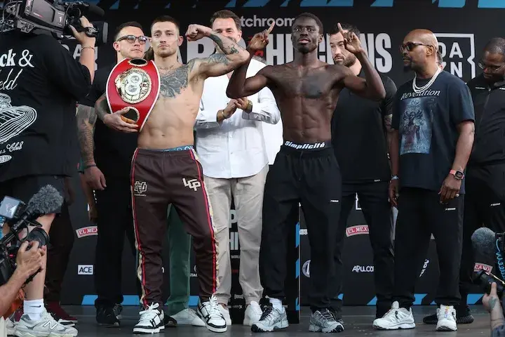 Liam Paro, Richardson Hitchins make weight for IBF junior welterweight showdown