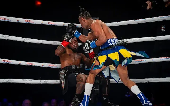Lorenzo Parra (right) knocks out Elijah Pierce. (February 28, 2026)