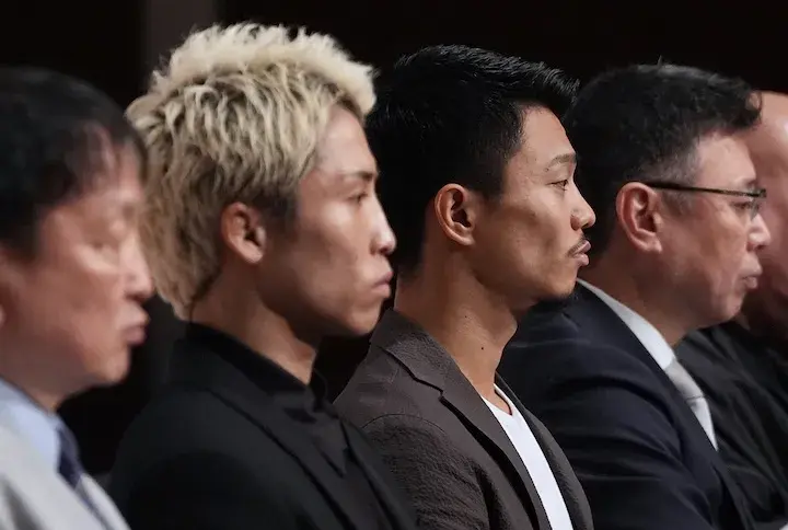 Naoya Inoue (middle left) and Junto Nakatani (middle right) at the final press conference for his fight against Junto Nakatani. (April 30, 2026)