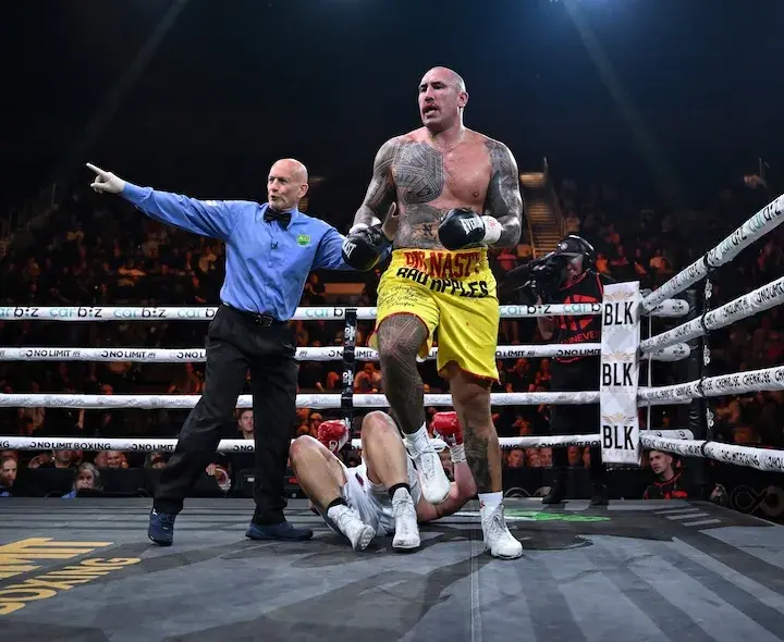 Nelson Asofa-Solomona stands over Jarrod Wallace during their fight at the WIN Entertainment Centre, Wollongong, New South Wales, Australia. (April 4, 2026)