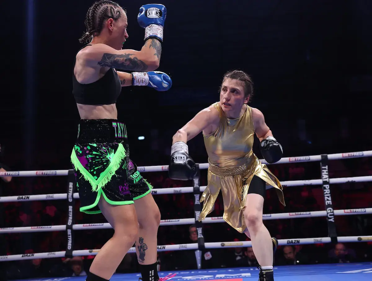 Power-punching Elif Nur Turhan storms forward against Taylah Gentzen
