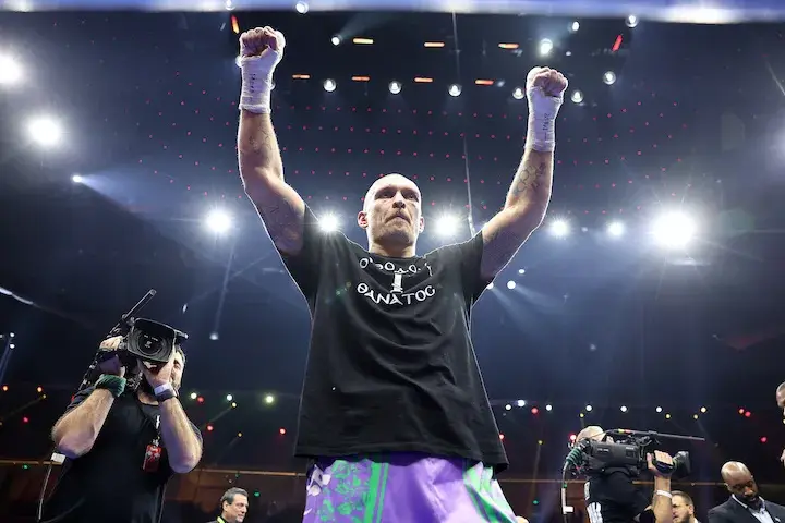 Oleksandr Usyk earns BWAA Fighter of the Year, other winners announced