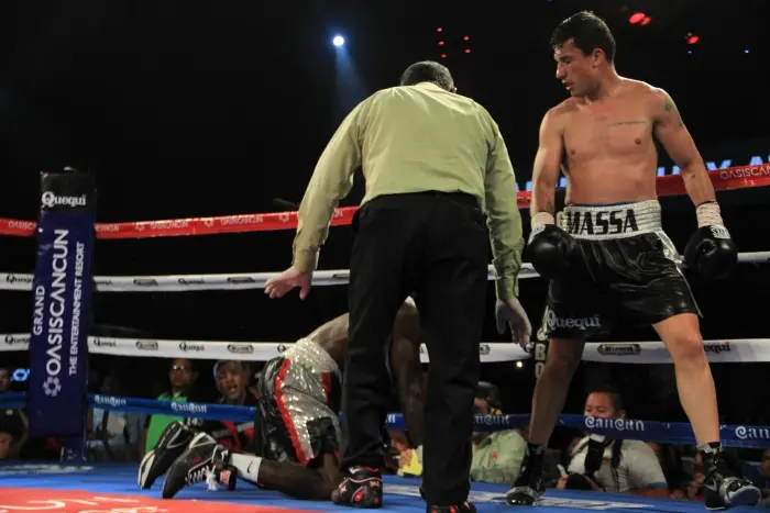 Pascual Salgado Vs Roberto Massa Ortiz