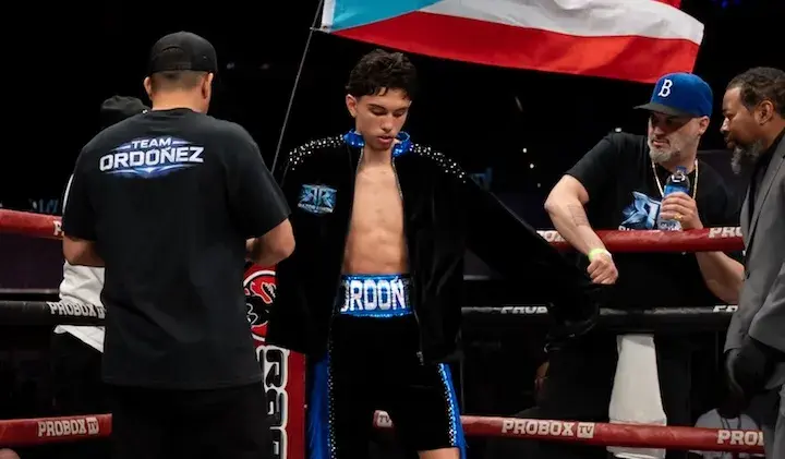 Ramon Ordonez being introduced for his professional debut against Carlos Davila Villalobos. (May 1, 2026)