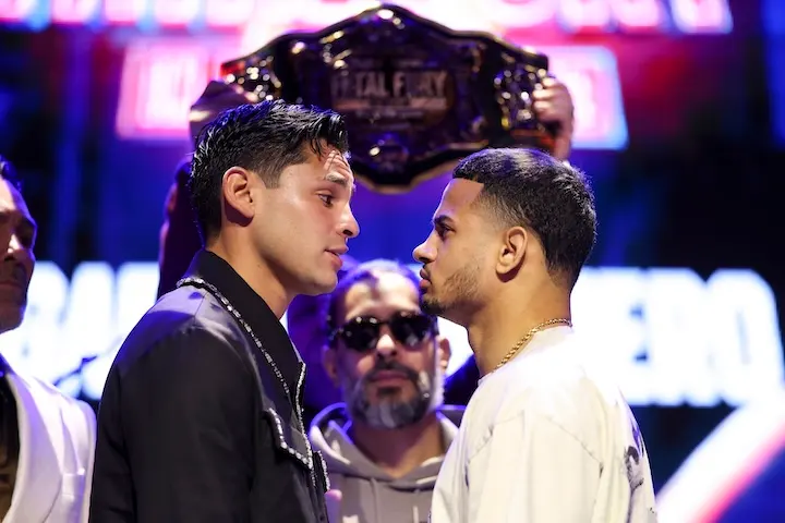 Ryan Garcia Rolando Romero Photo: Cris Esqueda Golden Boy Promotions