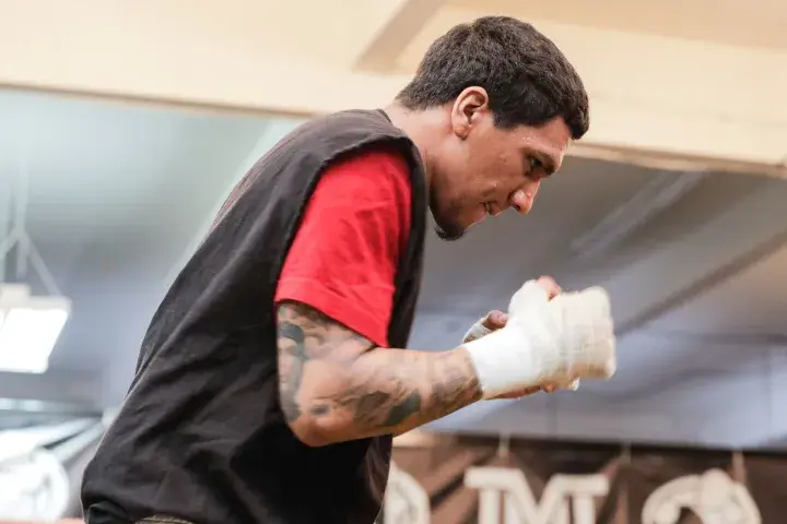 Shobox Aug Media Workout Luis Arias