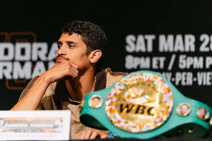 Sebastian Fundora at the final press conference for his fight against Keith Thurman. (March 26, 2026)
