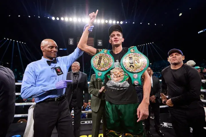 Sebastian Fundora TKO7 Tim Tszyu 07192025