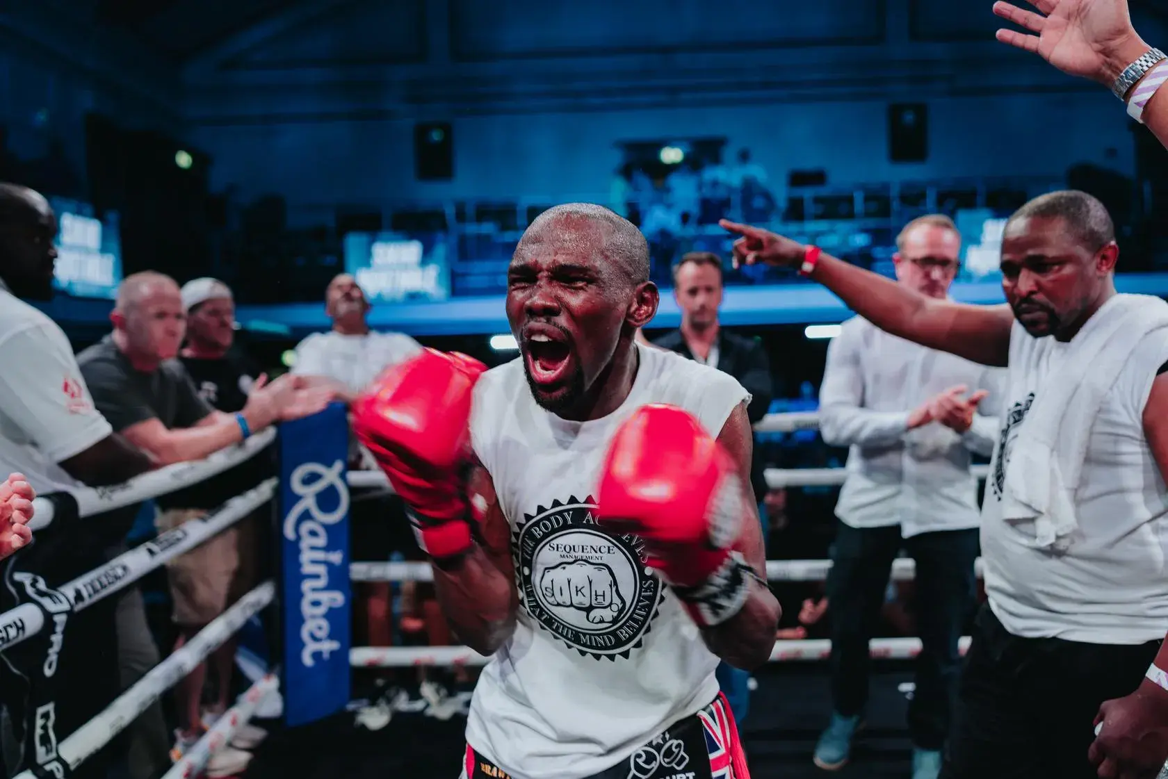 Sikho Nqothole celebrates his victory over Charlie Edwards in London on May 29, 2026