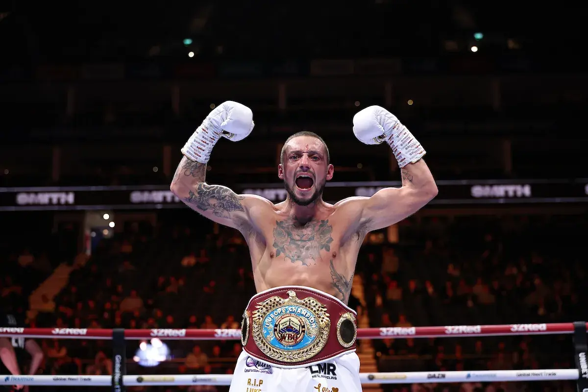 Mitchell Smith celebrates his victory over Arnie Dawson in October 2025 which has since been changed to a No Contest