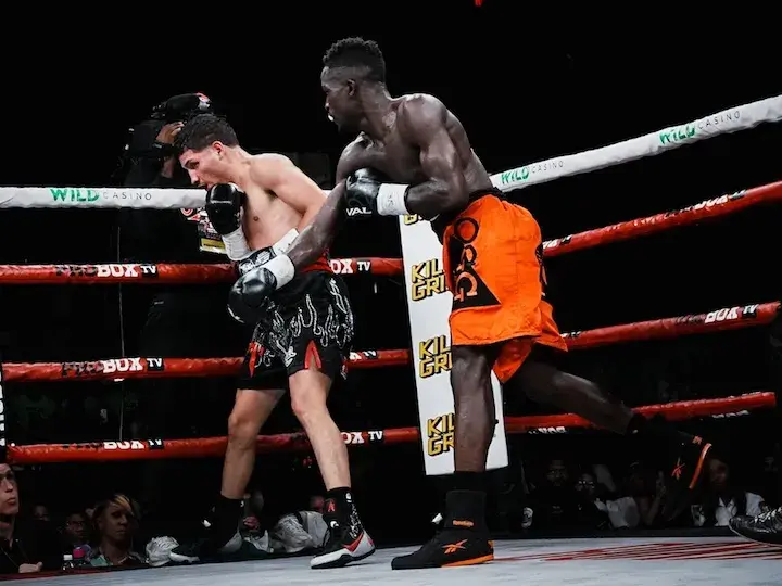 Sulaiman Segawa TKO7 Bryan Acosta(2) 090525