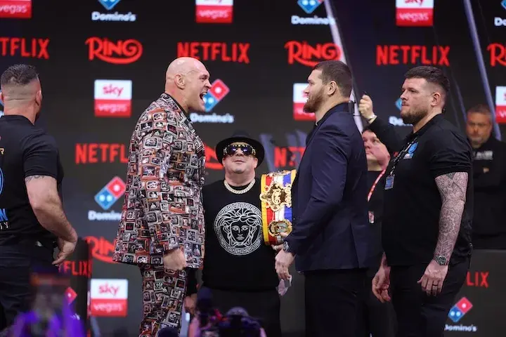Tyson Fury and Arslanbek Makhmudov face off at the final press conference for their fight. (April 9, 2026)