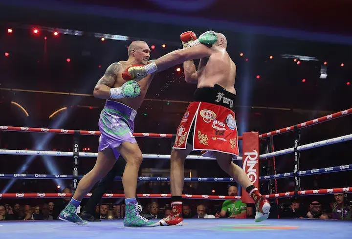 BoxingScene Mailbag: Oleksandr Usyk, Tyson Fury, Johnny Fisher and Claressa Shields