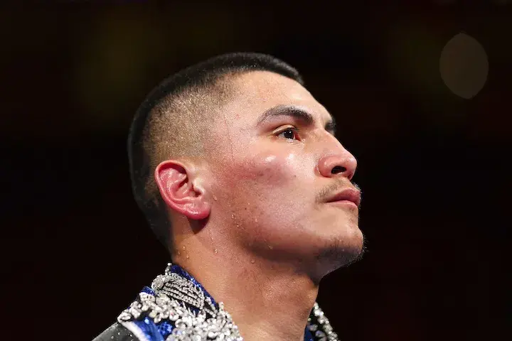 Vergil Ortiz under ‘pressure’ to outperform Sebastian Fundora against Keith Thurman