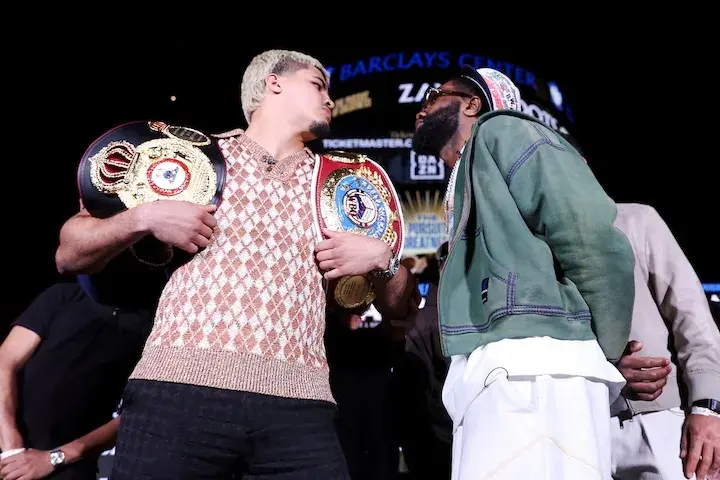 Unified junior middleweight champion Xander Zayas and Jaron Ennis face off at Wednesday's press conference ahead of their June 27 matchup. (April 8, 2026)