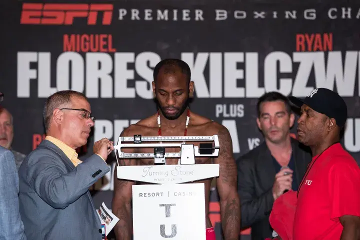 Yordenis Ugas Weigh In Weigh In Brett Carlsen Premier Boxing Champions