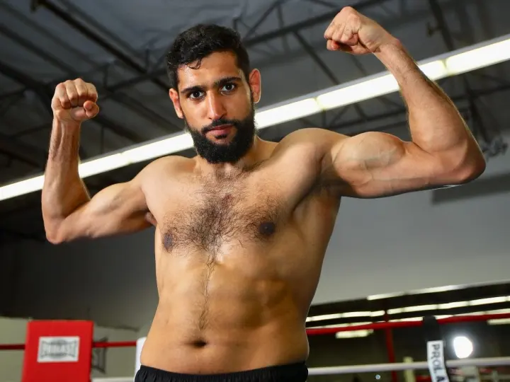 Amir Khan