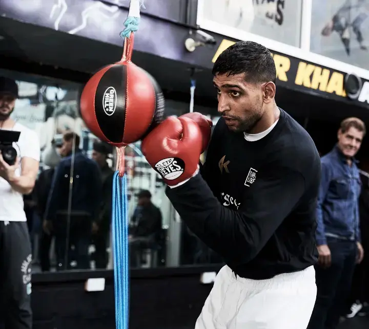 Amir Khan
