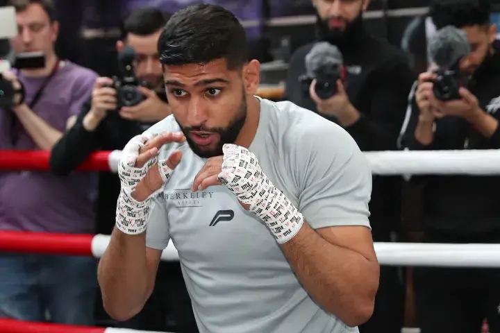 Amir Khan