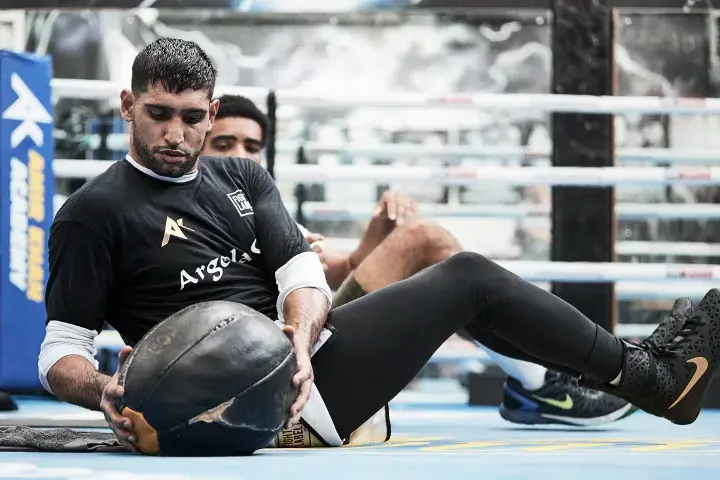 Amir Khan