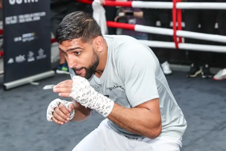 Amir Khan