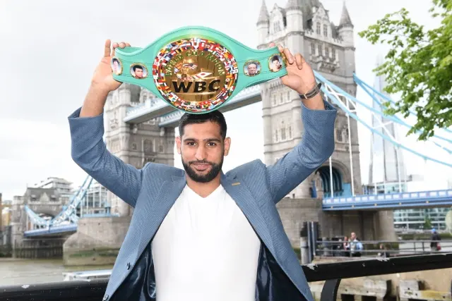 Amir Khan