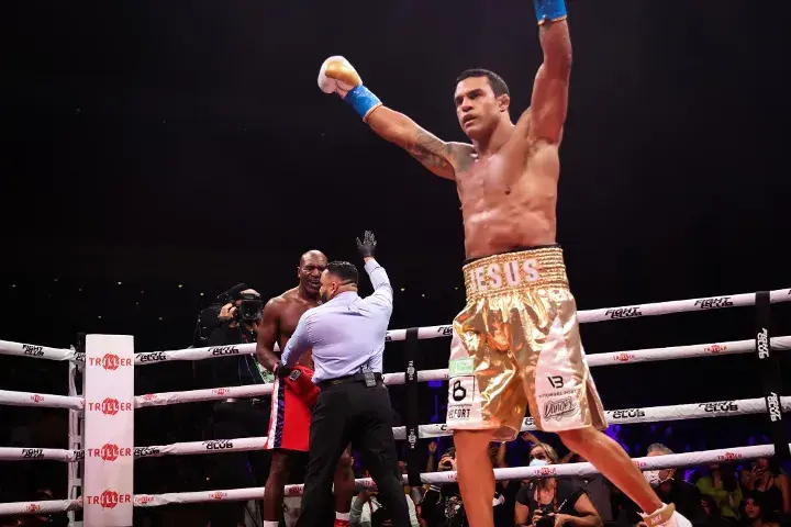 Belfort Holyfield Fight