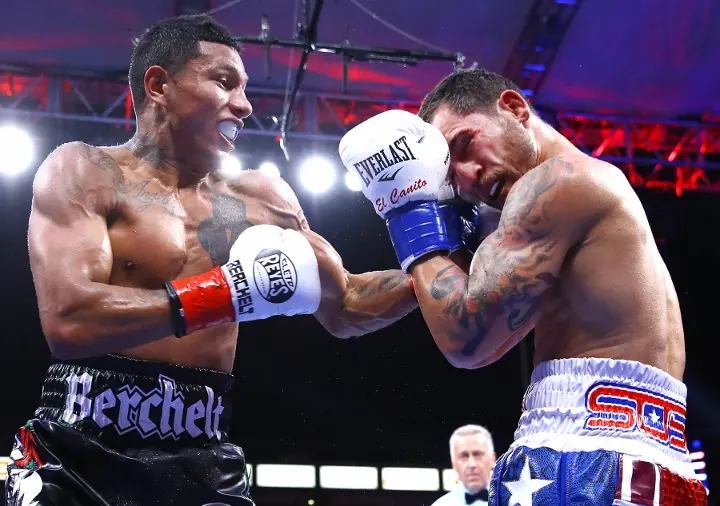 Berchelt Sosa Fight