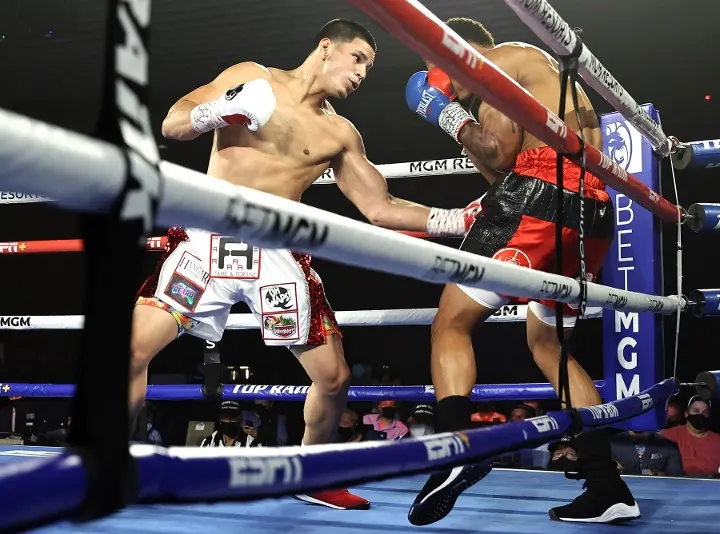 Berlanga Moon Fight
