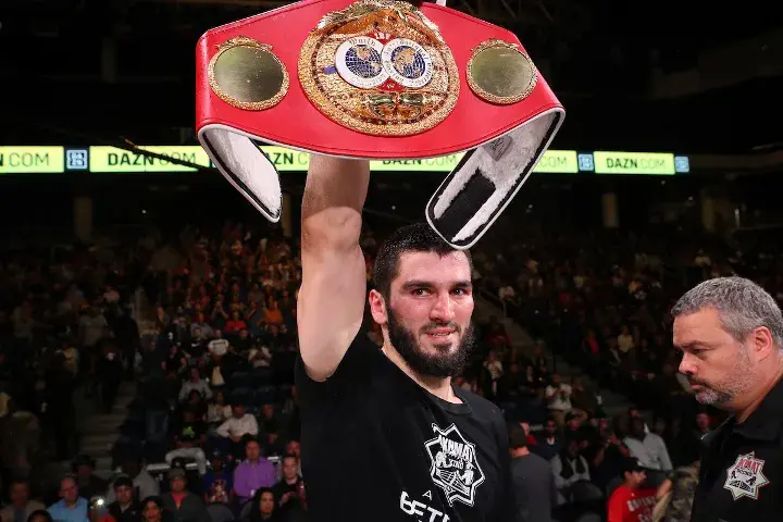 Beterbiev Johnson Fight