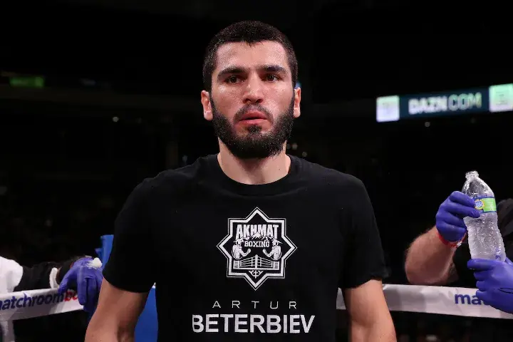 Beterbiev Johnson Fight