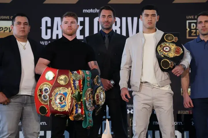 Canelo Bivol