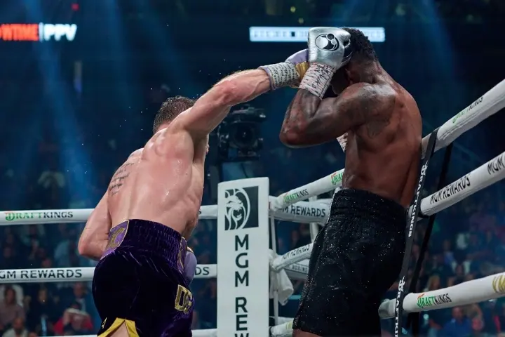 Canelo Charlo Fight