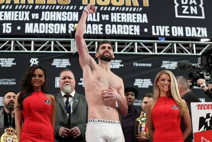 Canelo Fielding Weights