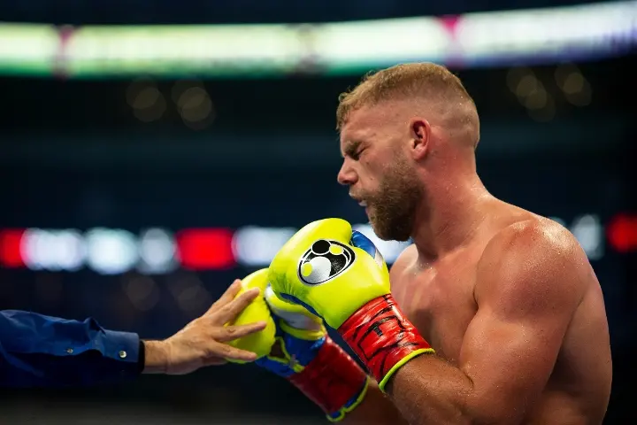 Canelo Saunders Fight