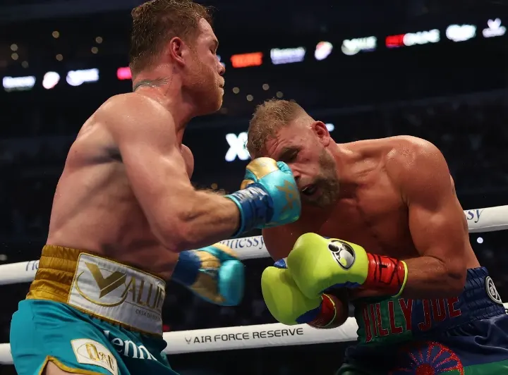 Canelo Saunders Fight