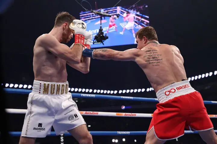 Canelo Smith Fight