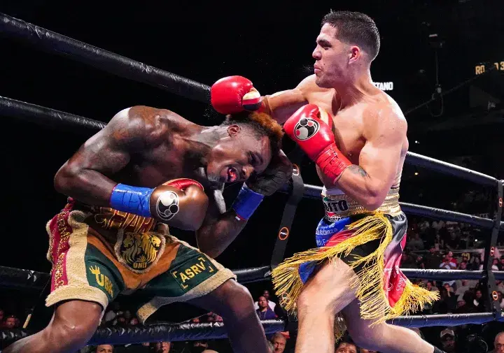 Charlo Castano Fight