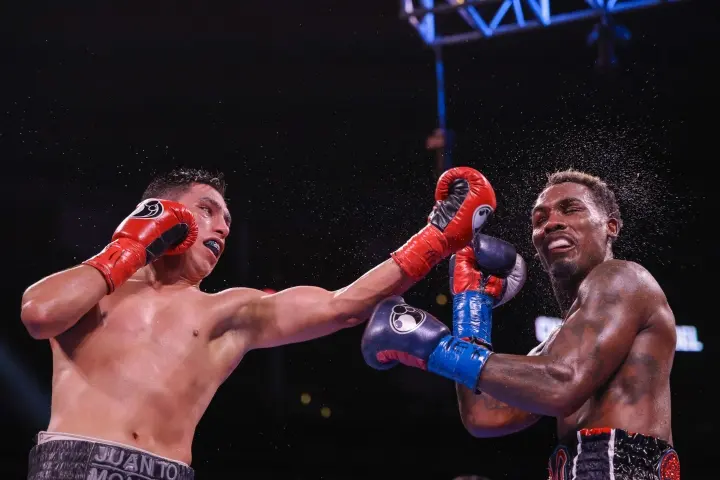 Charlo Montiel Fight